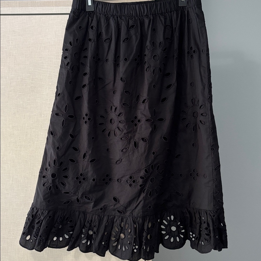 JCrew size M Black Eyelet Ruffle Skirt - Picture 4 of 4